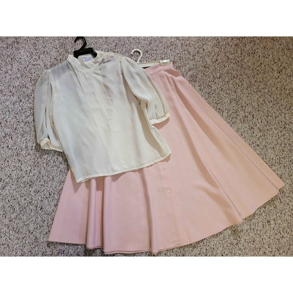 Cream Puff Sleeve Blouse Pink Button Front Pleated Skirt Classic Elegant Vintage